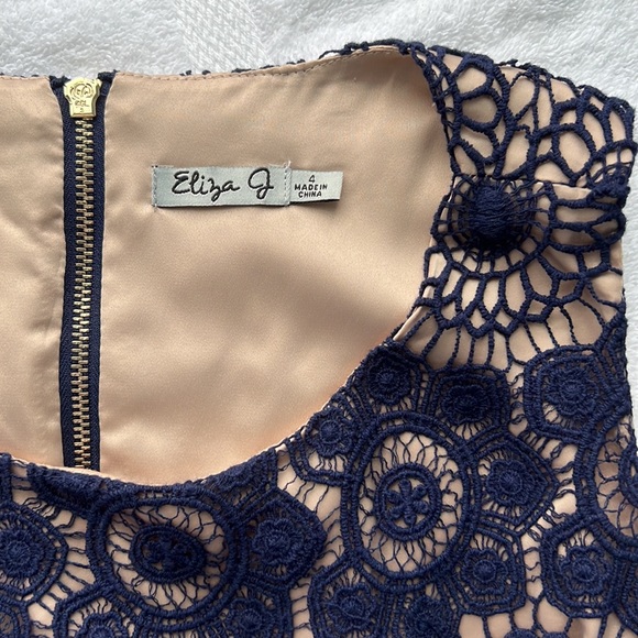 Eliza J Dress size 4 GUC - Picture 4 of 8
